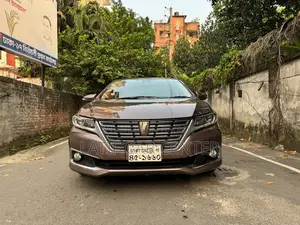 টয়োটা প্রিমিও ২০১৭ গ্রে