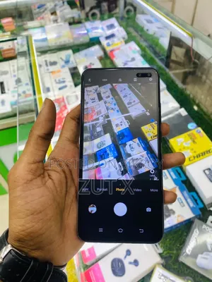 Vivo V19 128 GB Silver