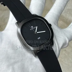 Titan Edge Luxury Watch With Magnetic Lock