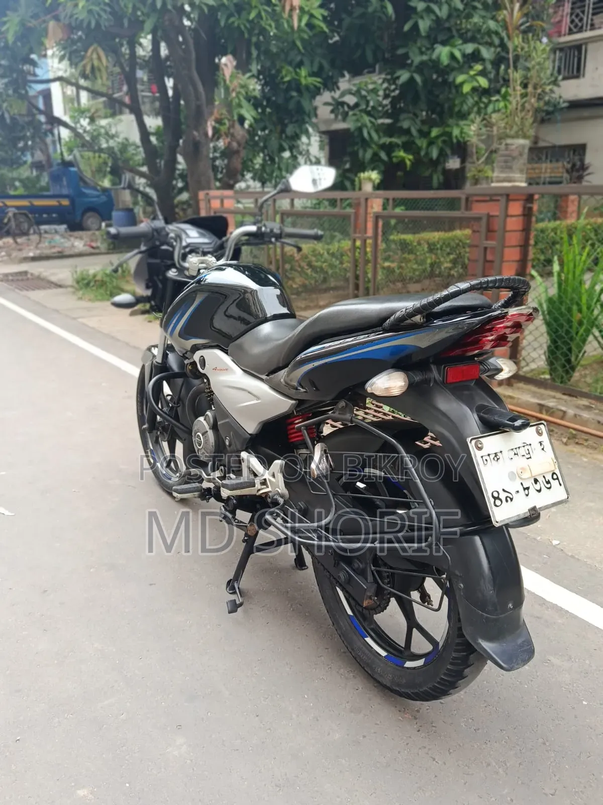 Bajaj Discover 125 2020 Black