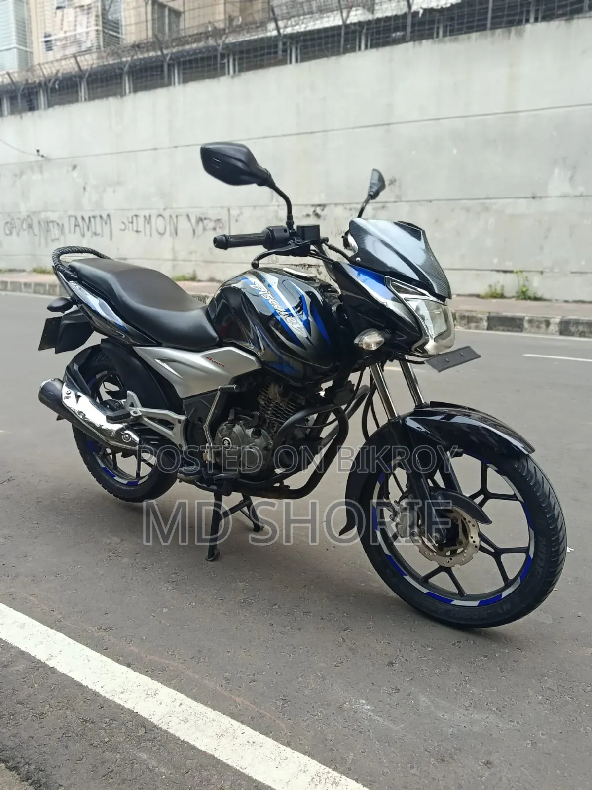 Bajaj Discover 125 2020 Black