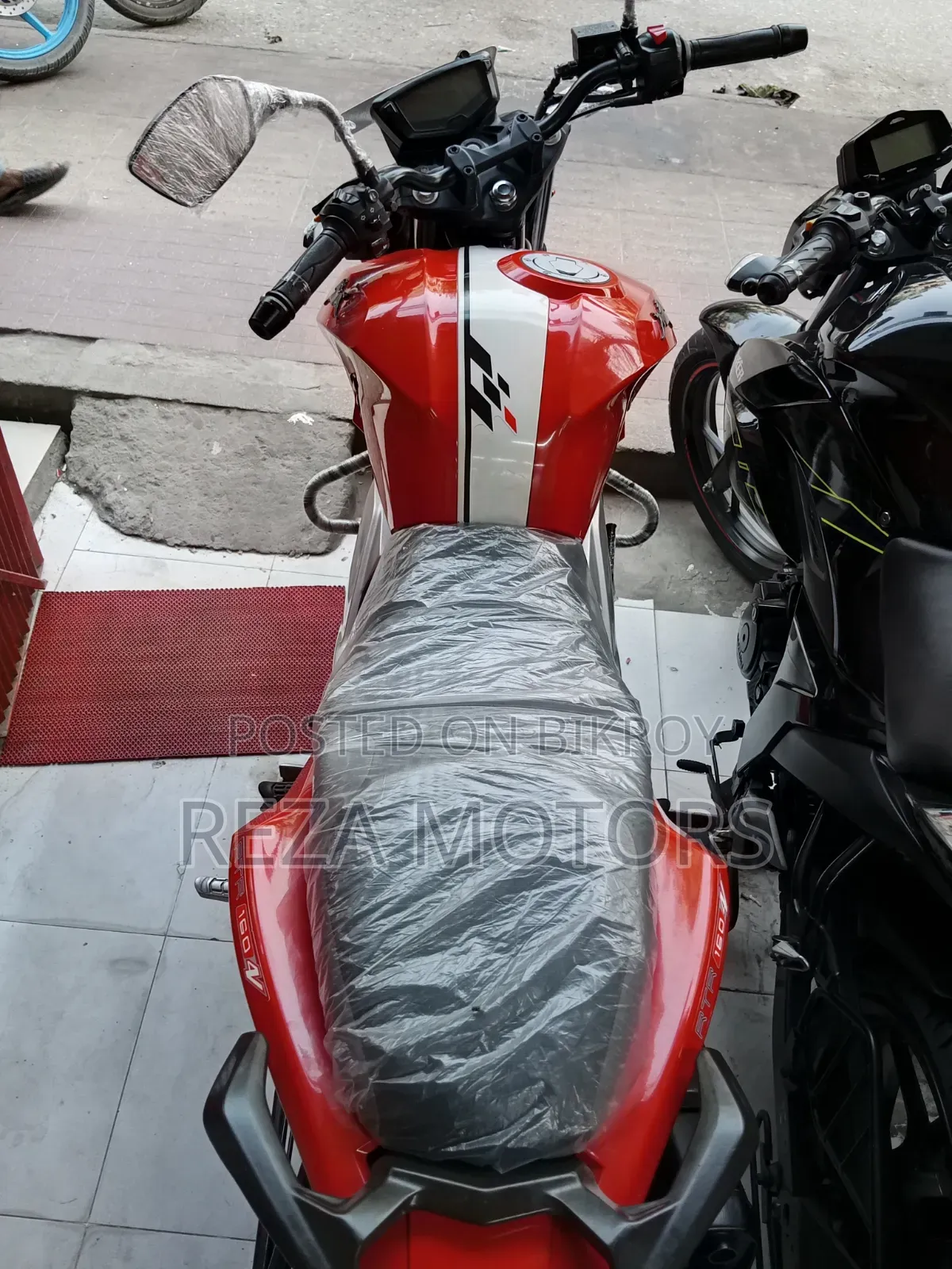 TVS Apache RTR 160 4V 2022 Red