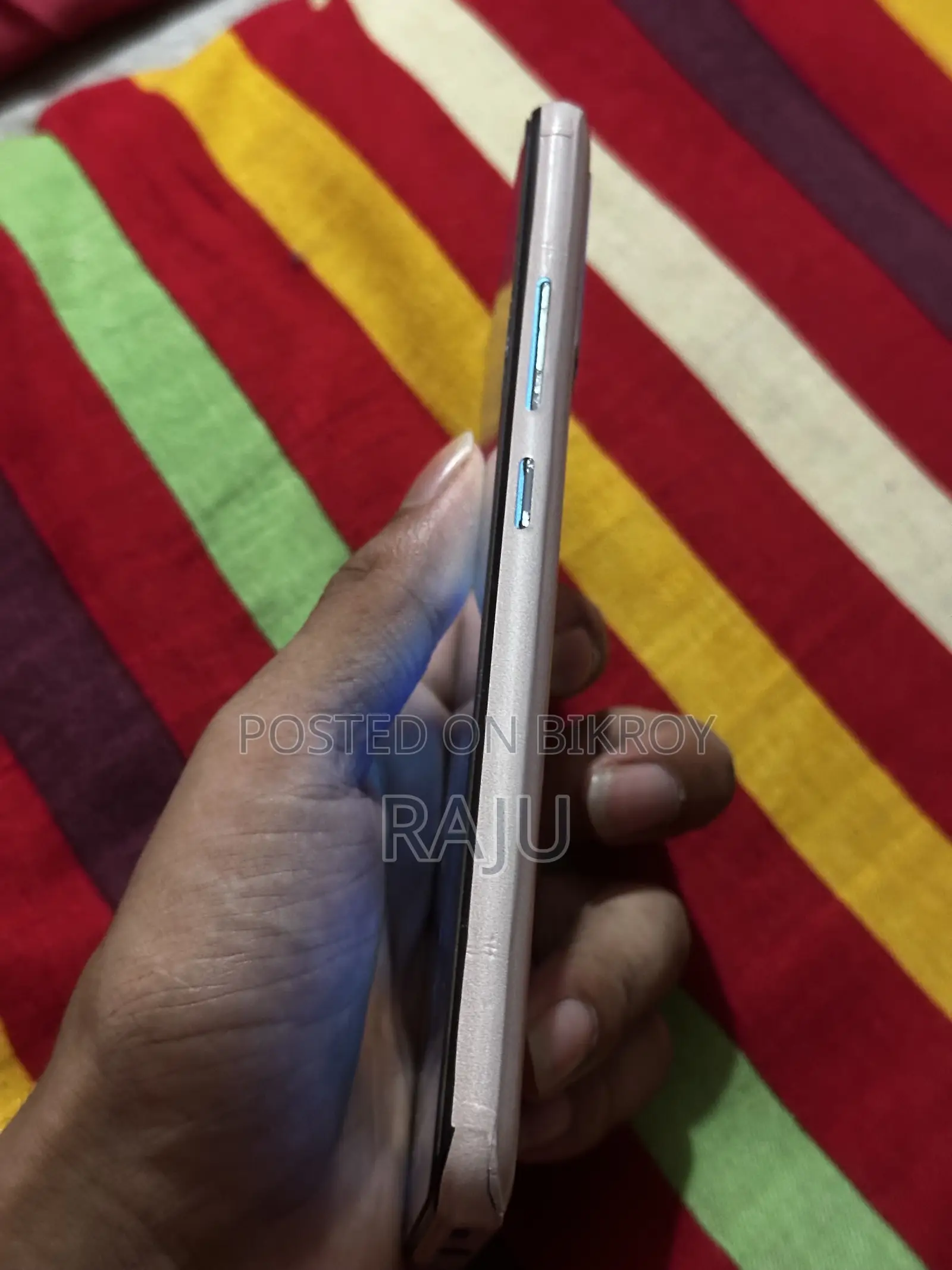 Vivo Y50 128 GB Blue