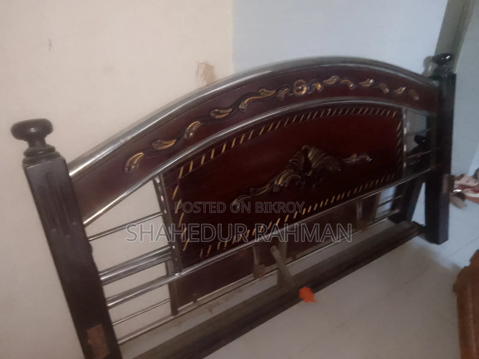 SS Bed.