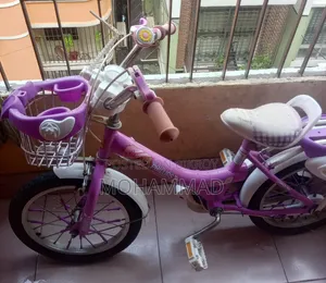 Bicycle for 7/8 year old children for sale.