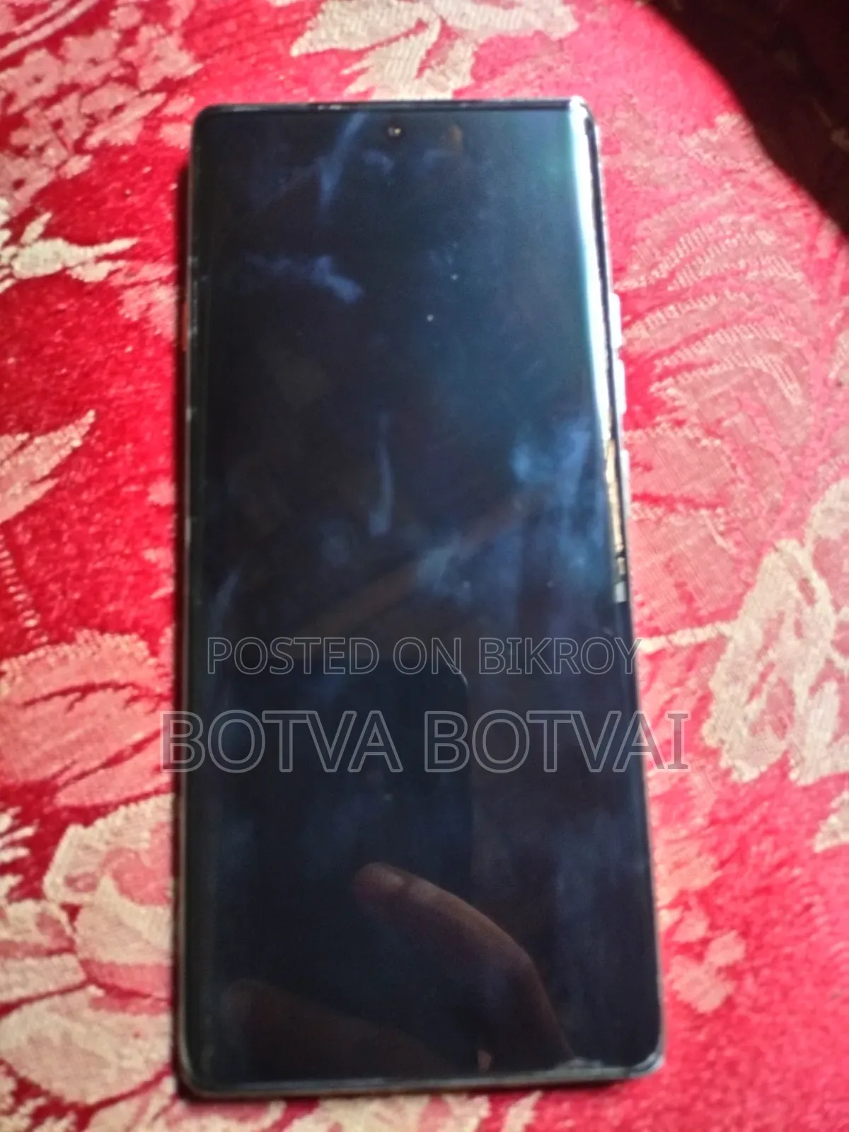 টেকনো ক্যামন ৪০ প্রো ৪জি ২৫৬ জিবি সবুজ