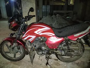 Walton Fusion 125 EX 2010 Red