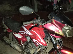 Walton Fusion 125 EX 2010 Red
