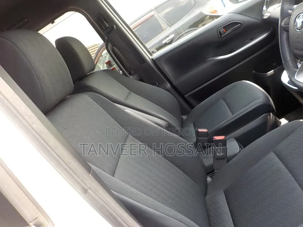 Toyota Noah 2022 Pearl