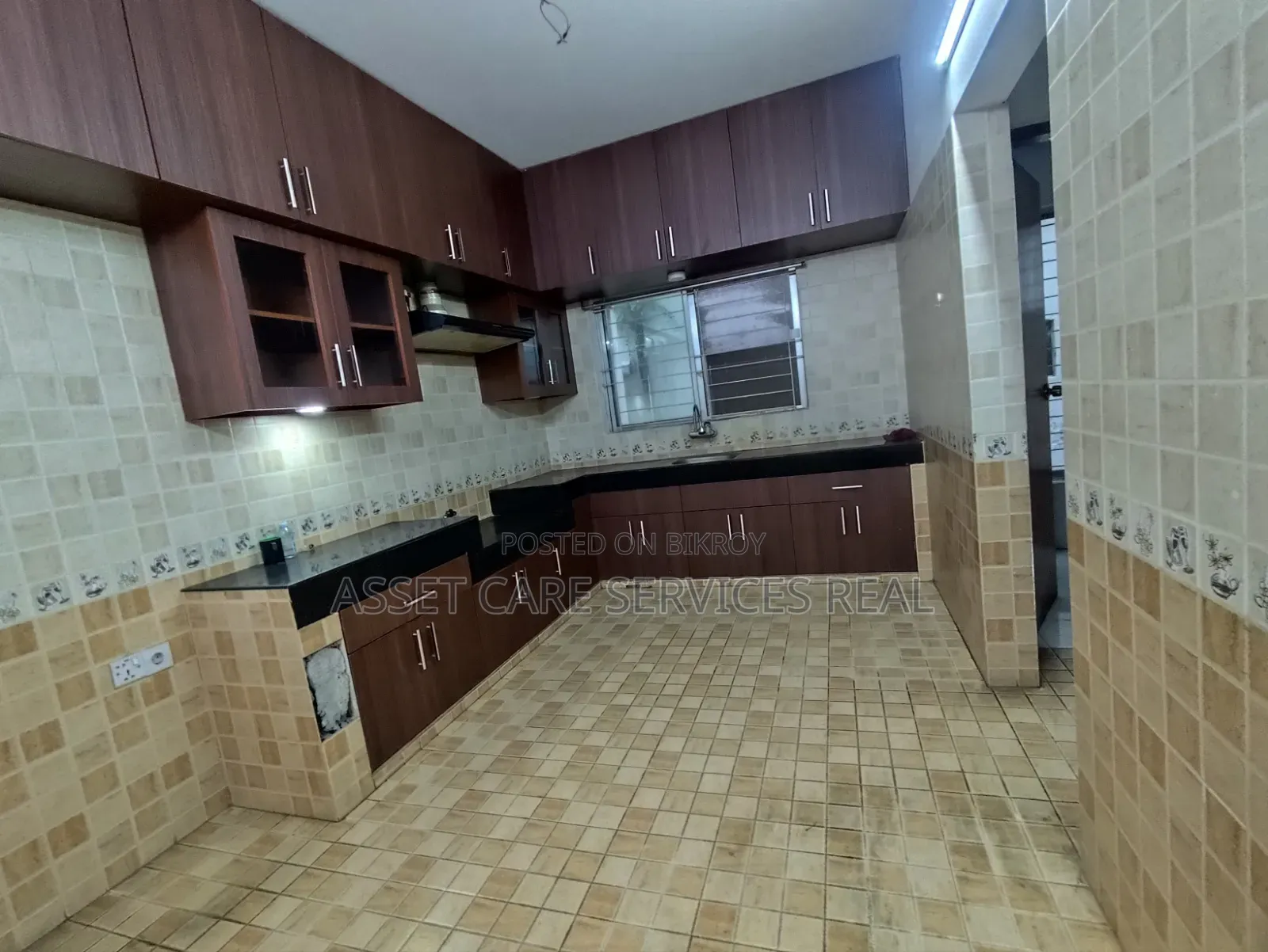 3 Bedroom Apartment in Banani for rent