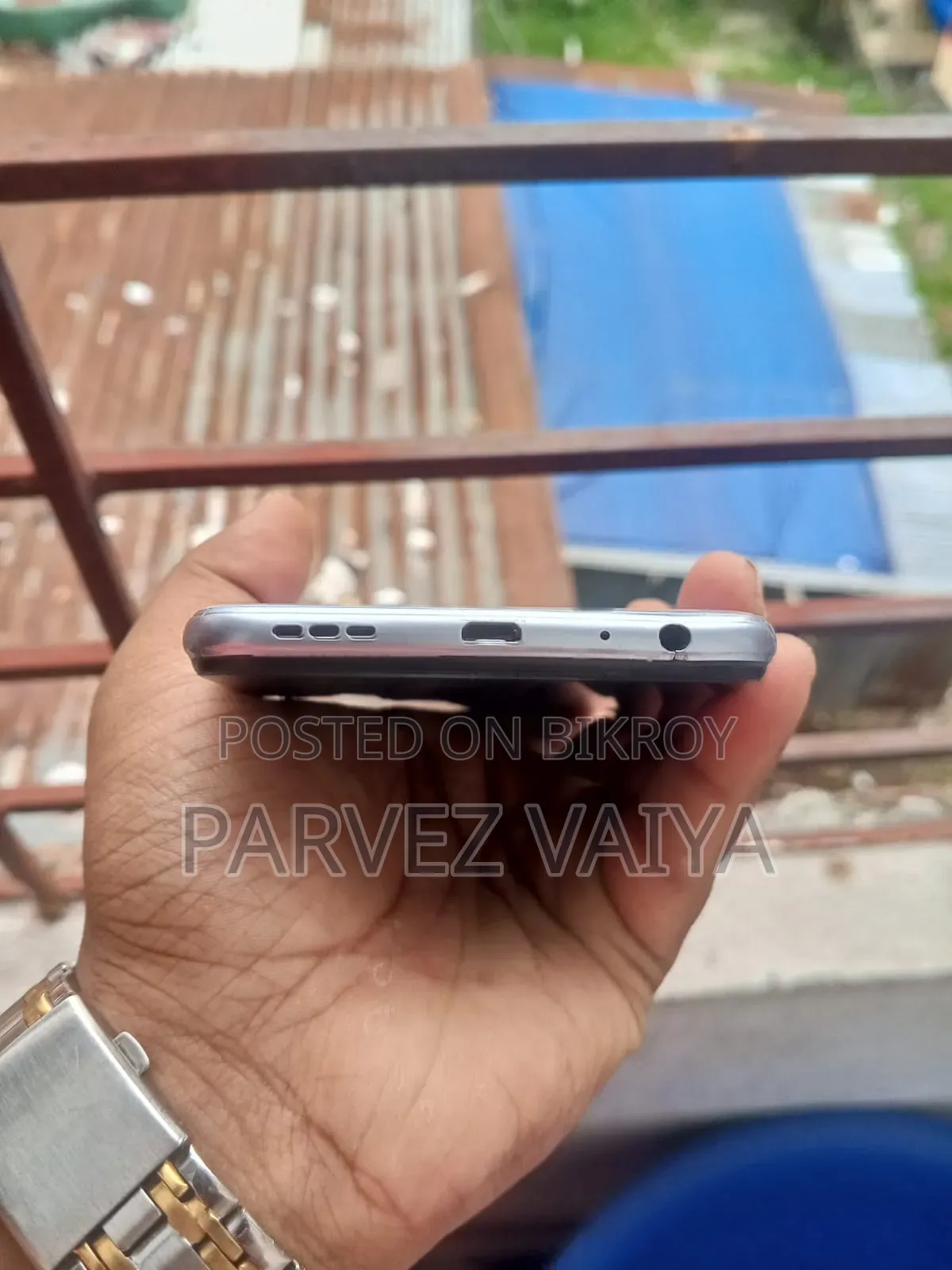 Vivo Y12s 32 GB Blue