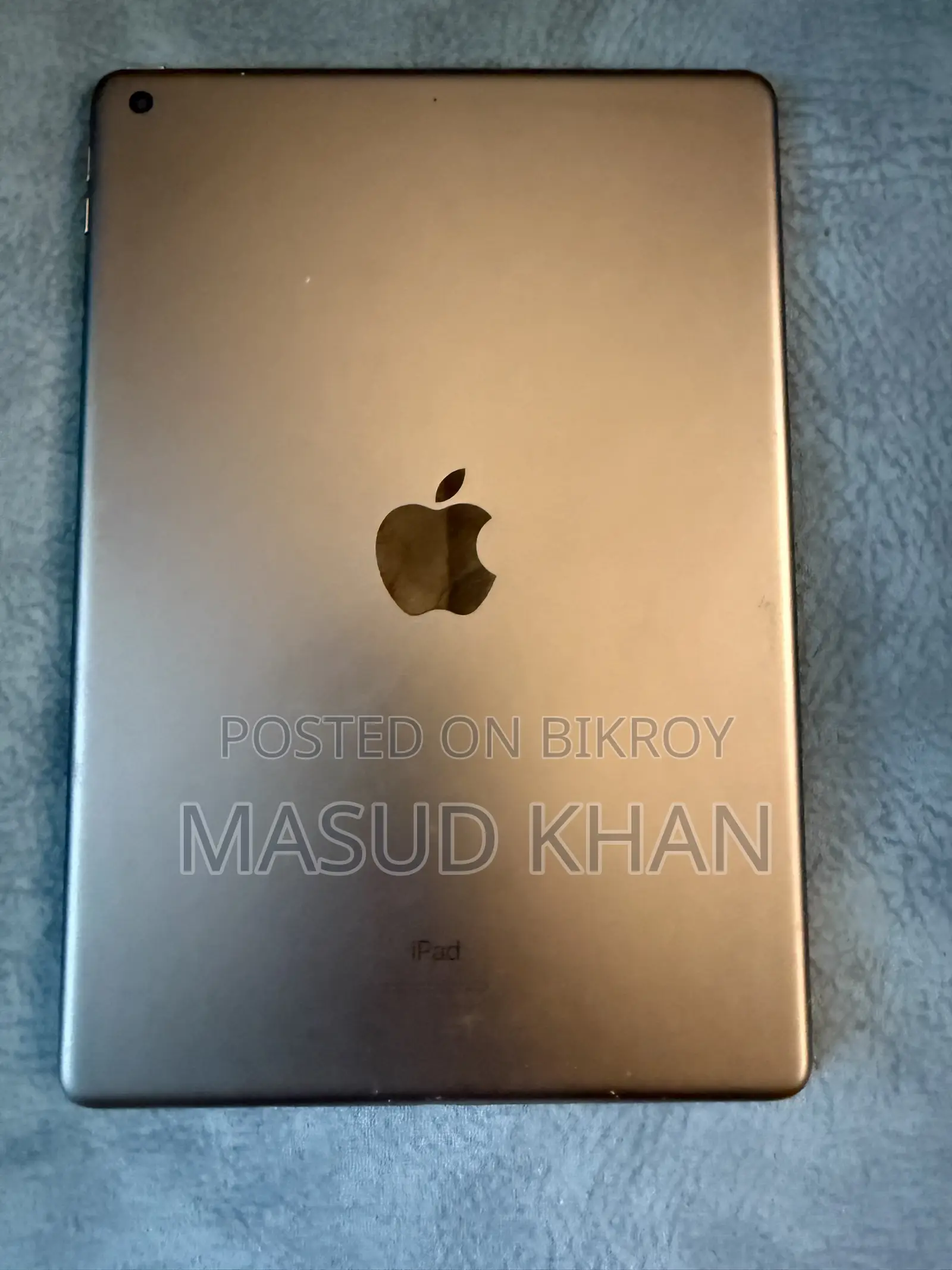 Apple iPad 9.7 64 GB Gray