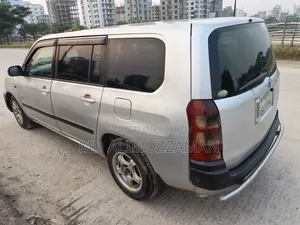 Toyota Succeed 2005 Silver