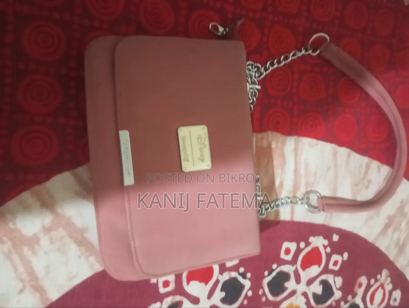 ব্যবহার করা পোশাক