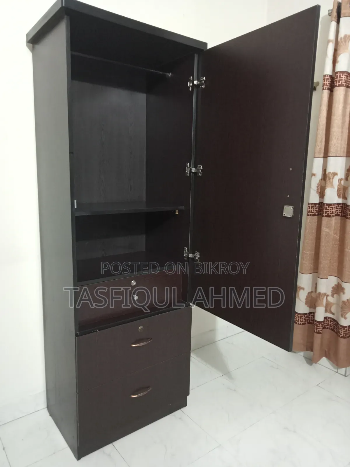 প্রিমিয়াম কোয়ালিটি স্টোরেজ আলমারি