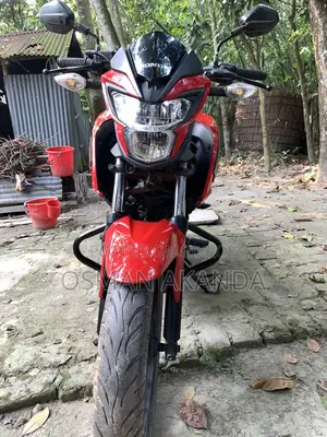 Honda CB 2021 Red