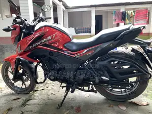Honda CB 2021 Red