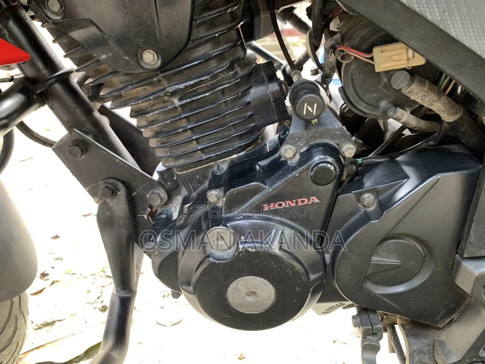 Honda CB 2021 Red