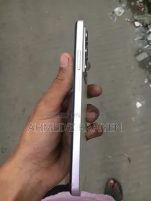রিয়েলমি সি৭৫এক্স ১২৮ জিবি ইয়েলো