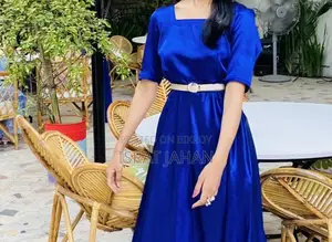 বিক্রির জন্য সুন্দর রয়্যাল ব্লু লং ড্রেস