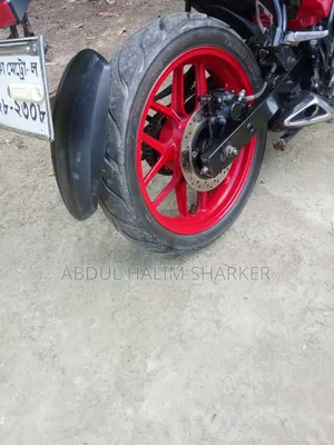 Runner Bolt 165R 2023 Red