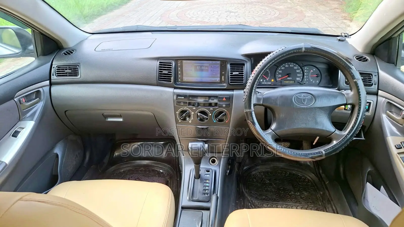 Toyota Corolla Sedan Automatic 2004 Silver