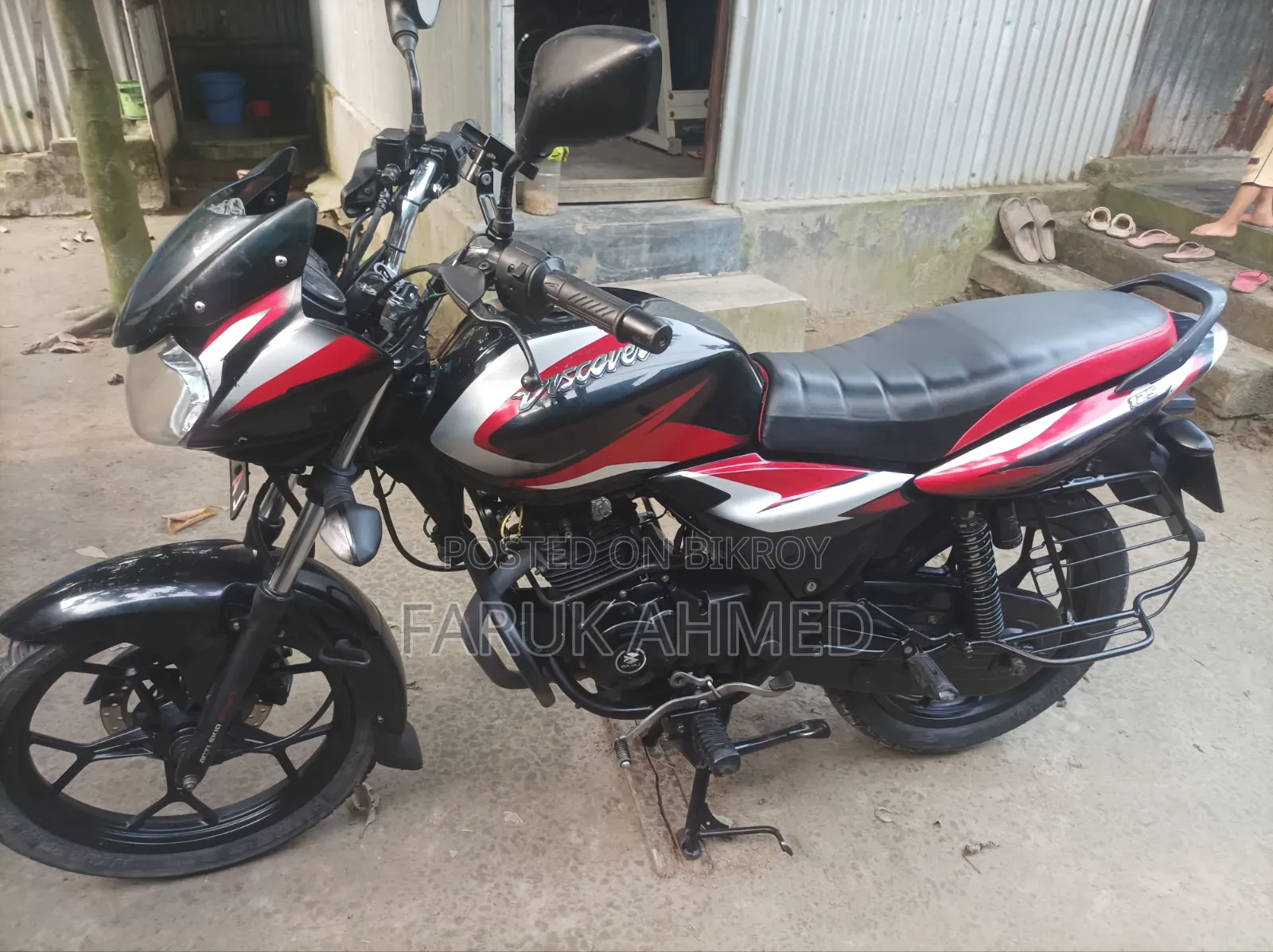 Bajaj Discover 125 2021 Black