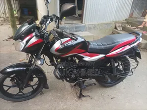 Bajaj Discover 125 2021 Black