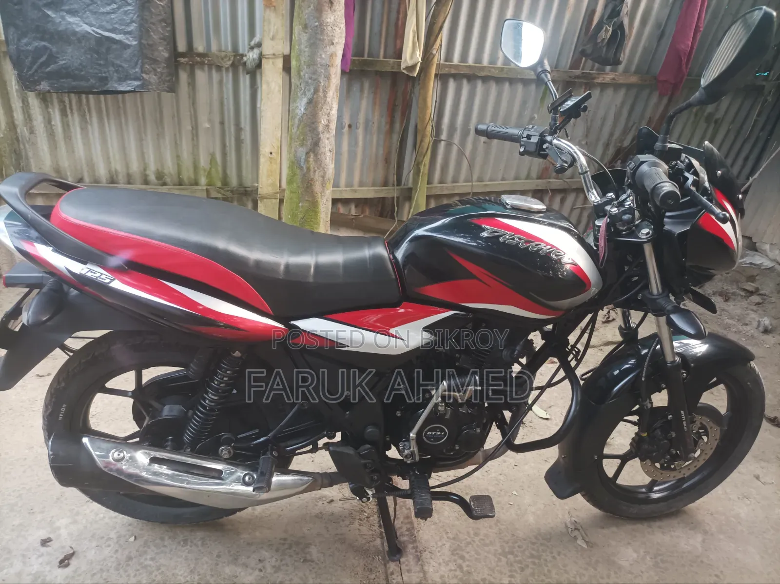 Bajaj Discover 125 2021 Black