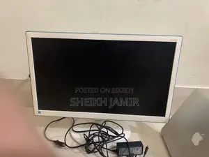 Samsung 22” White Monitor