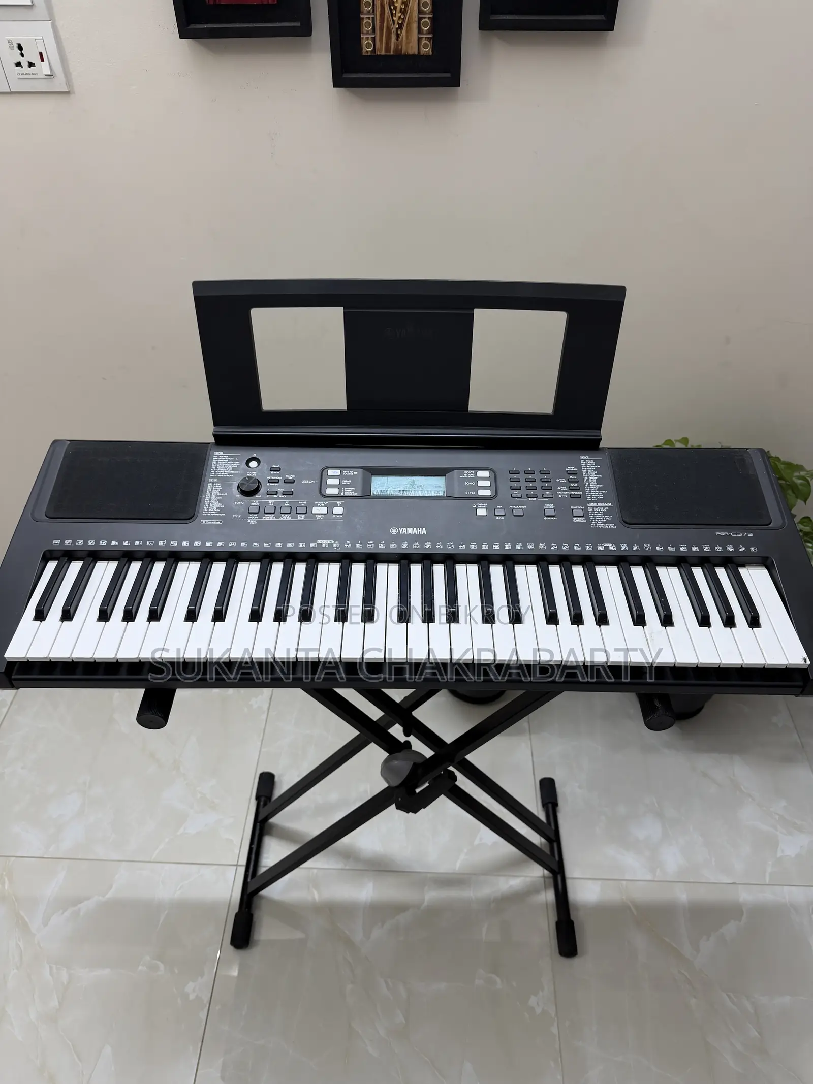 Yamaha PSR-E373 Keyboard