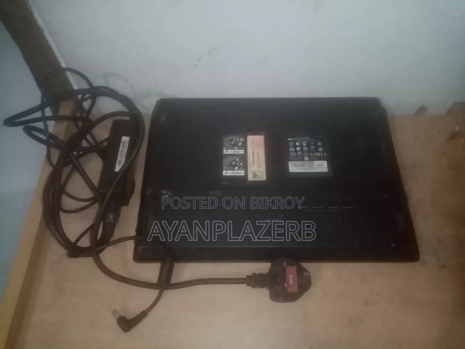 ল্যাপটপ Acer TravelMate 4740 4GB Intel Core i3 HDD+SSD 250GB