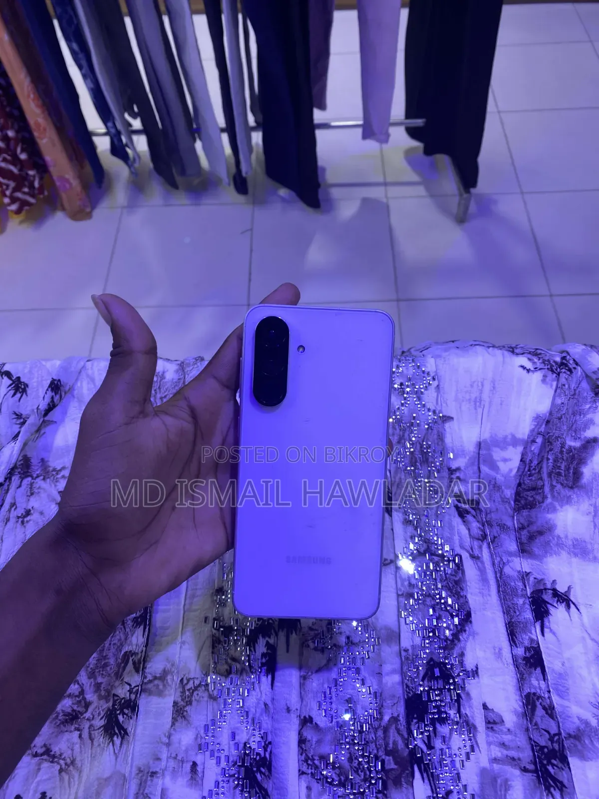 স্যামসাং গ্যালাক্সি এ৫৬ ২৫৬ জিবি সাদা
