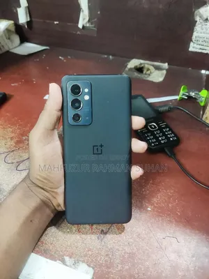 ওয়ানপ্লাস ৯আরটি ৫জি ২৫৬ জিবি কালো