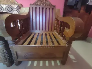 ফার্নিচার অ্যান্ড টুলস