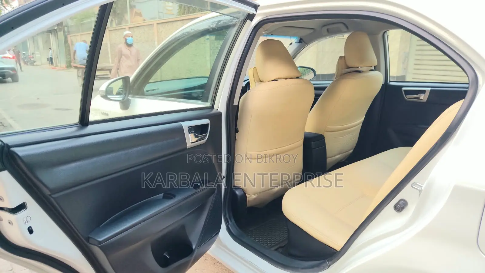 Toyota Axio 1.5 Hybrid Two-Wheel Drive 2013 White