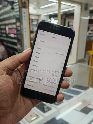 Apple iPhone 8 64 GB Black