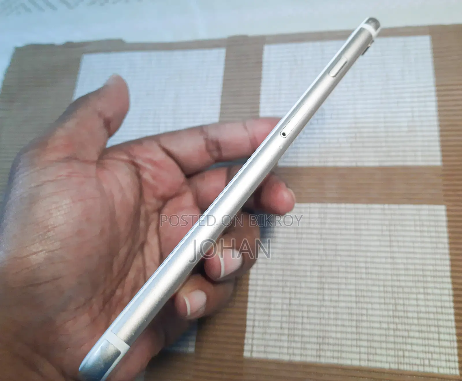 অ্যাপল আইফোন ৬এস প্লাস ৬৪ জিবি গোল্ড