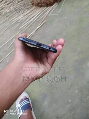 রিয়েলমি ৮ প্রো ১২৮ জিবি কালো