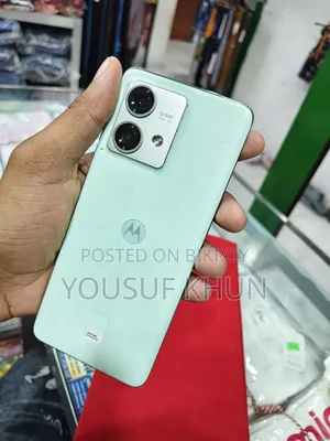 মোটোরোলা এজ ৪০ নিও ২৫৬ জিবি