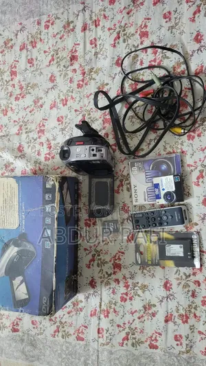 স্যামসাং এসসি-ডিএক্স১০৩ ক্যামেরা