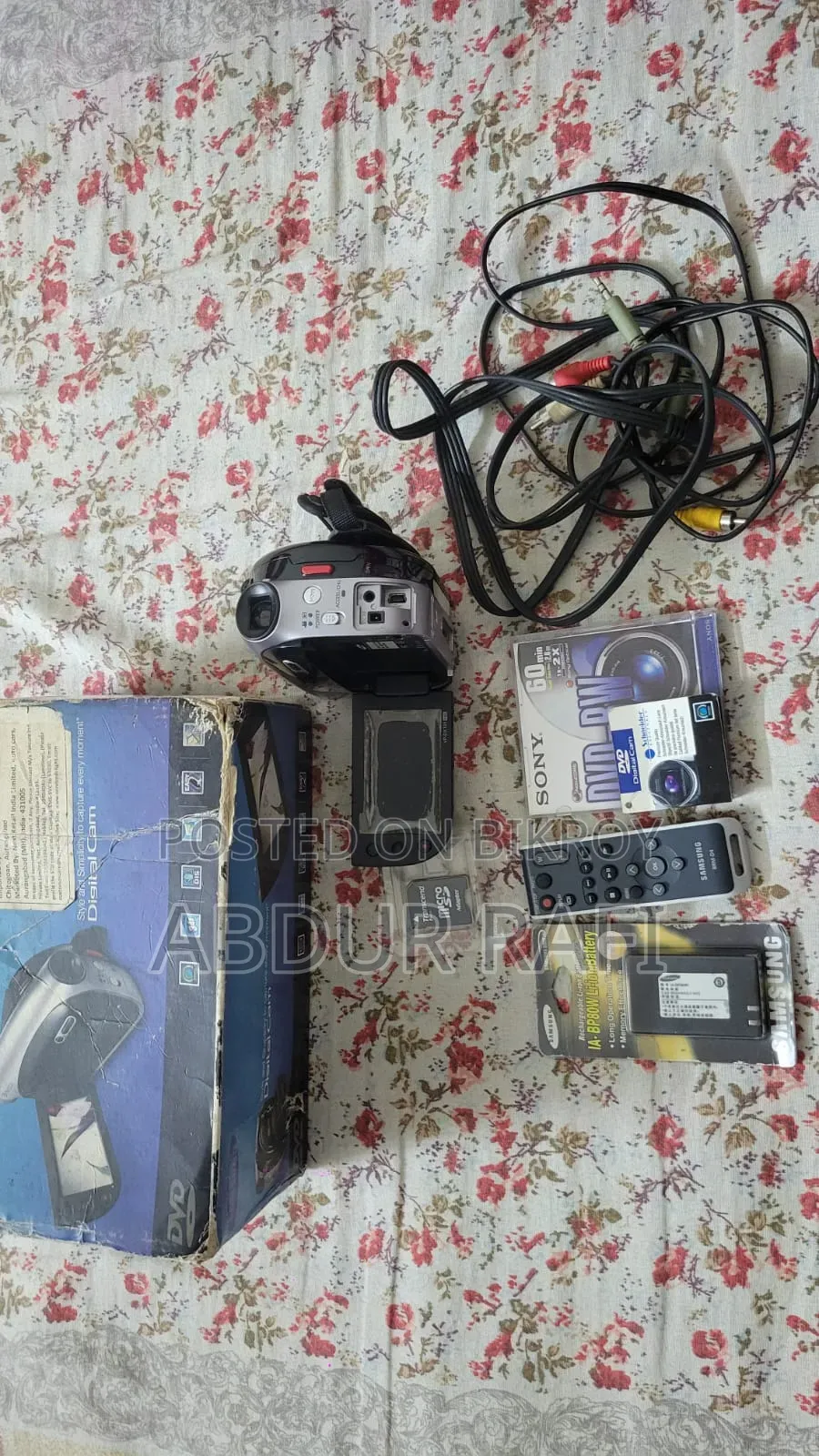 স্যামসাং এসসি-ডিএক্স১০৩ ক্যামেরা