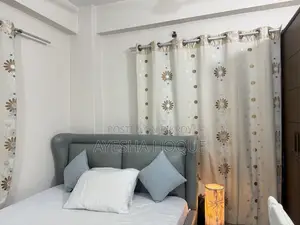 প্রিমিয়াম ফ্লাওয়ার ডিজাইন কার্টেইনস
