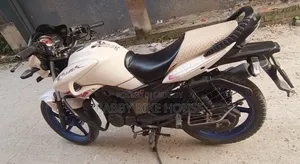 হিরো হাংক ২০১৮ সাদা