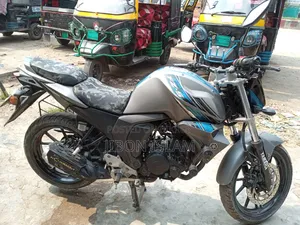 নতুন ইয়ামাহা এফজেডএস ভি২ ২০২৫ গ্রে