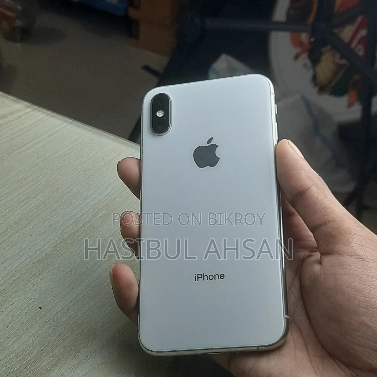 অ্যাপল আইফোন এক্সএস ২৫৬ জিবি হোয়াইট