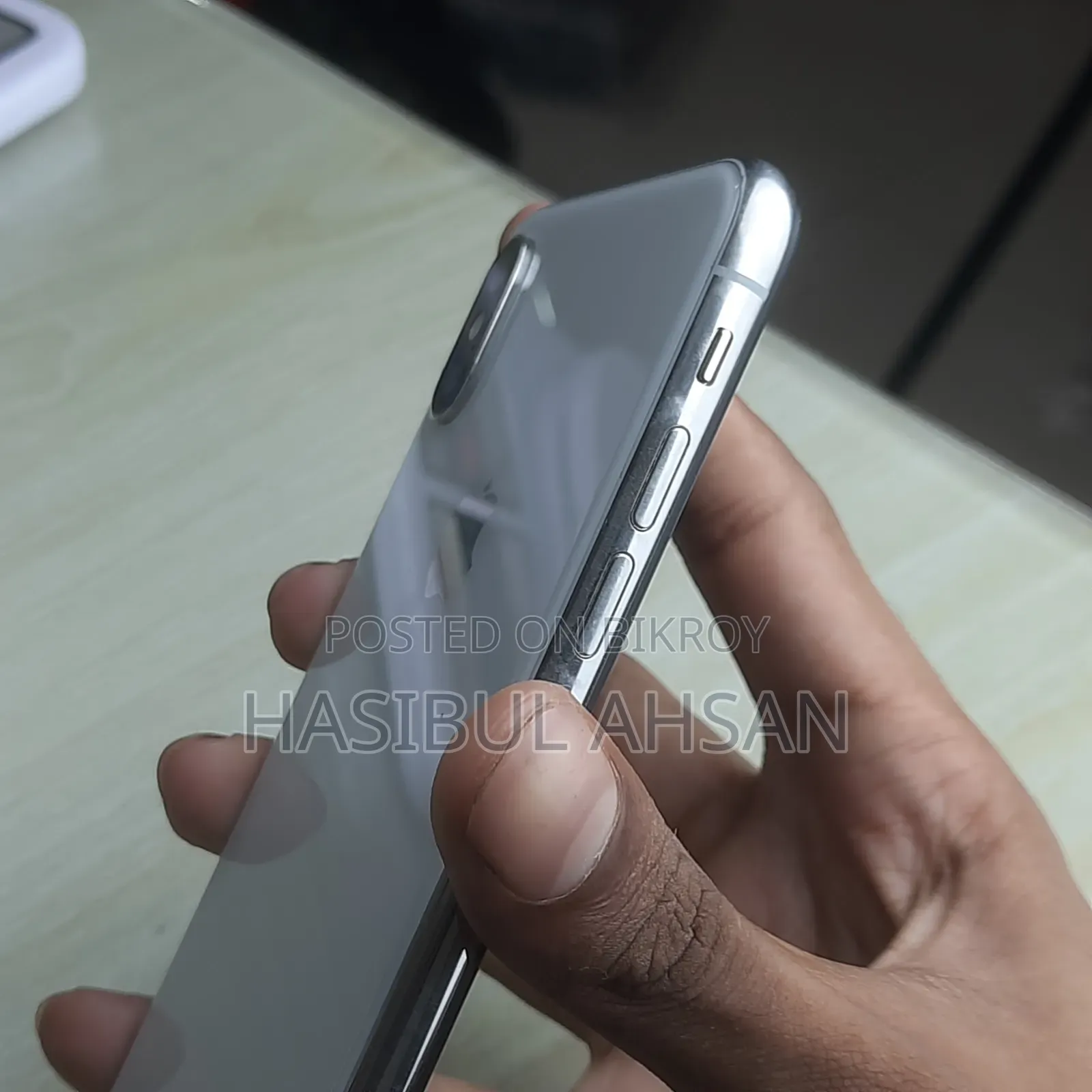 অ্যাপল আইফোন এক্সএস ২৫৬ জিবি হোয়াইট