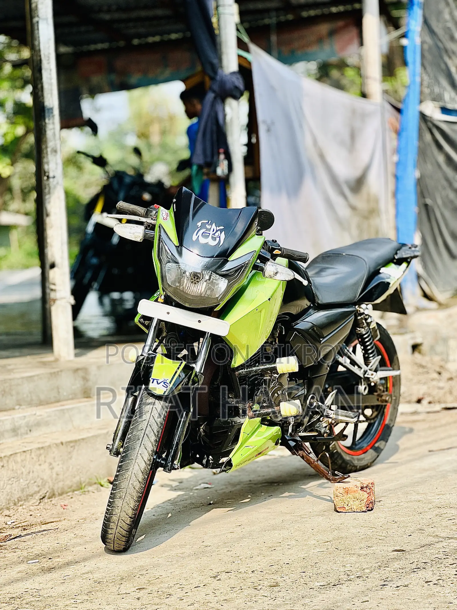 টিভিএস আপাচে আরটিআর ১৬০ টুভি ২০১৬ গ্রিন