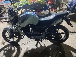 Yamaha FZ 2012 White