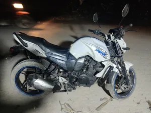 Yamaha FZ 2012 White